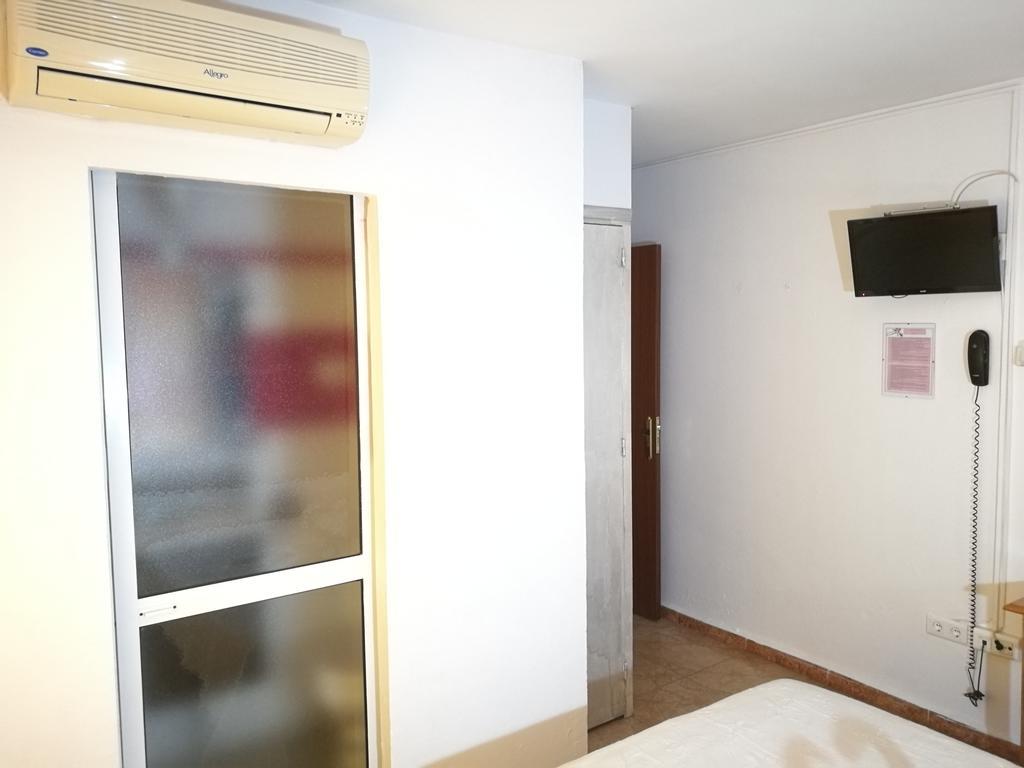 Hotel Virgen Del Rocio II à Torremolinos Extérieur photo