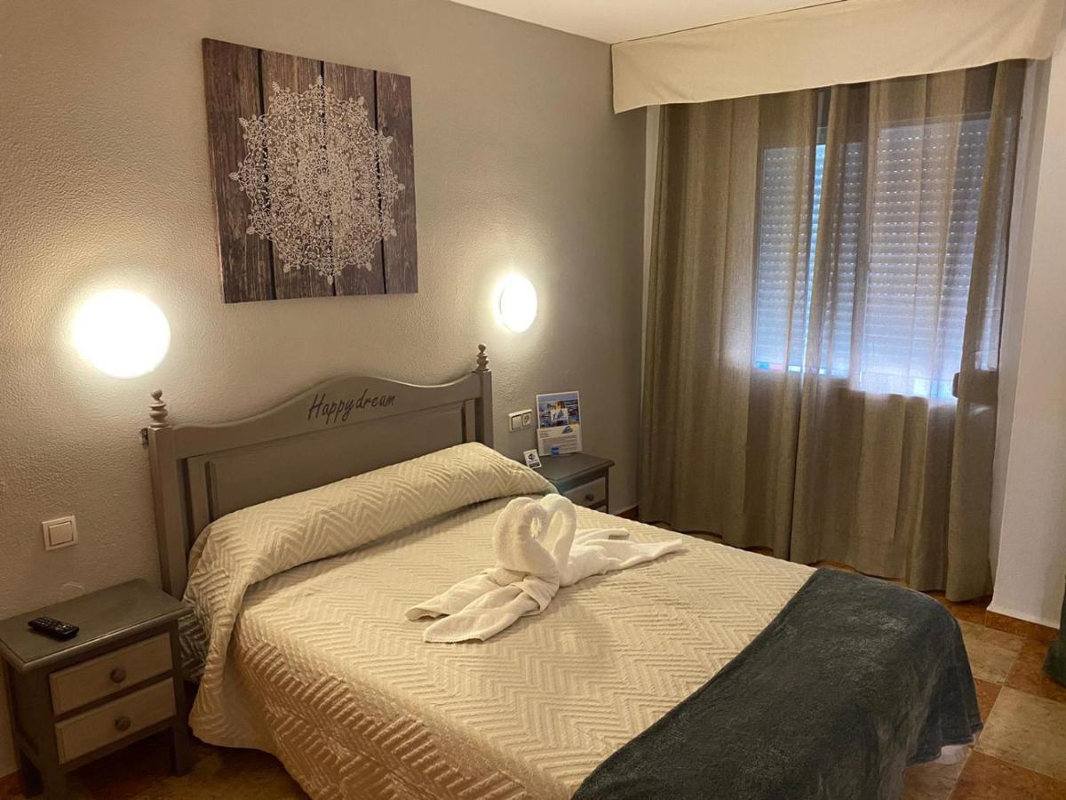 Hotel Virgen Del Rocio II à Torremolinos Extérieur photo